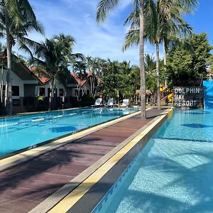 Dolphin Bay Beach Resort